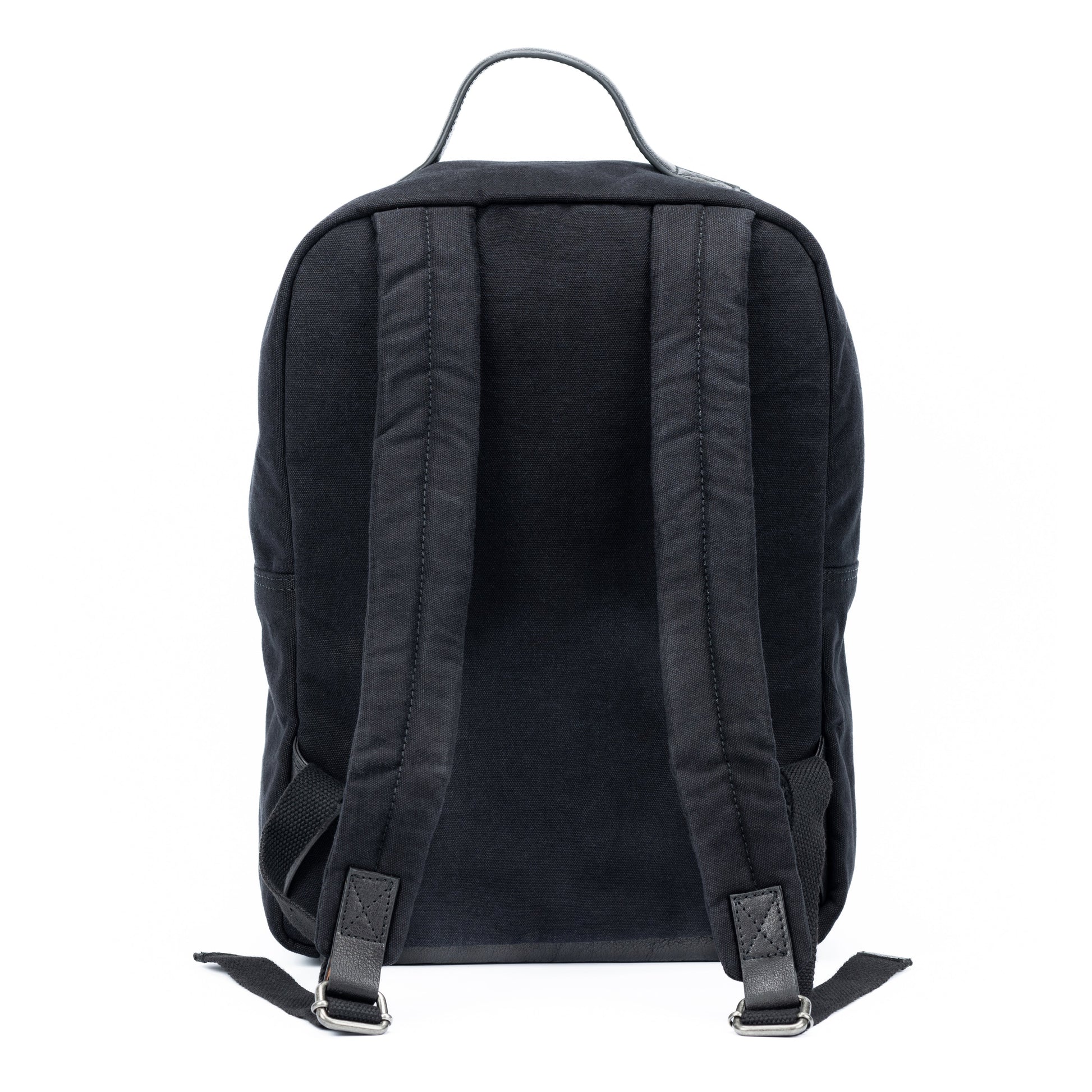 K0023AB | Zaino Porta Notebook in Canvas/Vera Pelle, pieno fiore, volanata - Colore Nero. Accessori Nickel Anticato, Chiusura con lampo. Dimensioni: cm 29 x 40 x15. Confezione: Sacchetto Tnt-1